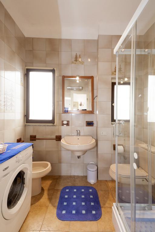 Casa Margherita Como Værelse billede