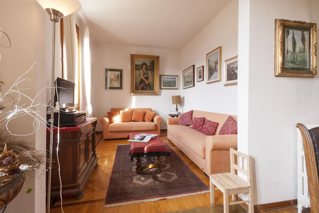 Casa Margherita Como Værelse billede